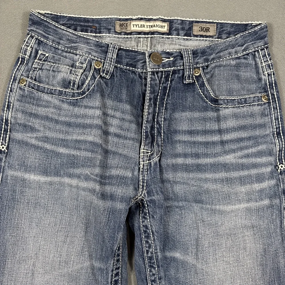 Buckle BKE Jeans Mens 30R Tyler Straight Thick Stitch Embroidery WHISKERING